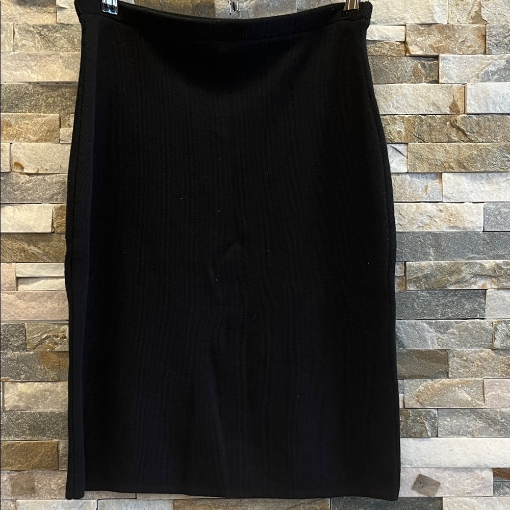 Chiara Marconi Black Pencil Skirt - Classic Merino Wool Blend